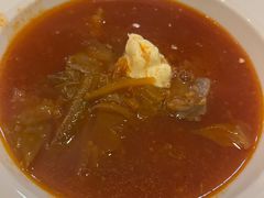 俄式红菜汤-成桂西餐厅·42年的味道(五大道疙瘩楼店)