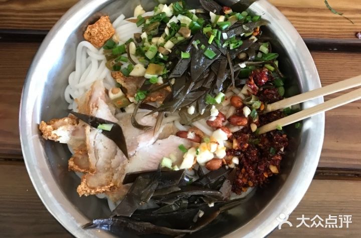少不了米粉店(水塔路)