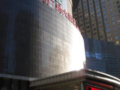 -海亮广场大酒店(万象城中山路地铁站店)