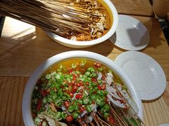 -嘉州叶婆婆钵钵鸡(建设路店)