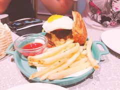 -Dazzling Cafe 蜜糖吐司专卖店