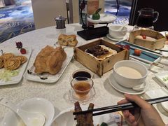 -荣粤酒家·融合粤菜·海鲜火锅