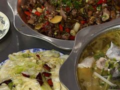 -廖哥泡椒兔(峨眉店)