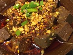 -巴四老城区炭火蛙锅(张江店)