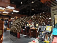 -西西弗书店(三峡广场湟恩新纪元购物广场店)