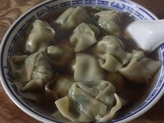菜肉馄饨-古徽州馄饨店(宝安路店)