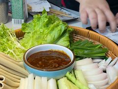 蘸酱菜-金陵暴走龙虾·烧烤·排档(南京总店)