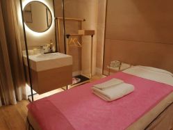 -苑苑vbeauty科技美容SPA