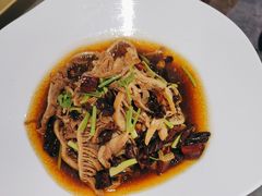 -湖畔鲁菜·二十年老字号餐厅(大明湖店)