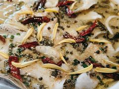 -渔语鱼酸菜鱼新川菜(来福士店)