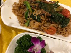 牛肉炒河粉-潮人姐妹轩(海宁路店)