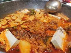 -喇喇排骨火锅·传统韩式脊骨汤(望京西园总店)