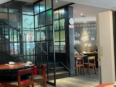 大堂-阿洪锅贴王(小吃城店)