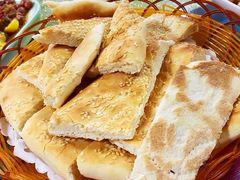 新疆马尔龙烤馕-马尔龙新疆饭店·清真(长青路店)