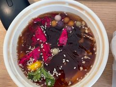 五彩冰粉-云海肴·汽锅鸡·云南代表菜(天山百盛优客店)