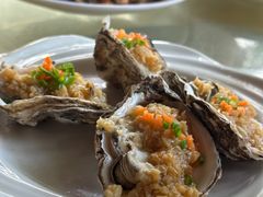 -三亚火车头万人海鲜广场