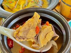 -七的湖·晚芳亭·阳澄湖农家菜·大闸蟹(莲花岛店)