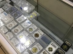-云洲古玩城(大木桥路店)