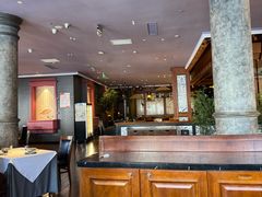 -八府香鸭·啫啫煲(华山路店)