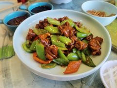 尖椒肥肠-合合春饼(金源店)