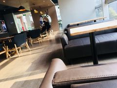 -瑞幸咖啡(宝华国际广场店)