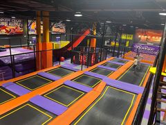 -Tenker Club弹刻极限主题公园 · 蹦床 · 团建 · 生日派对(大关店)