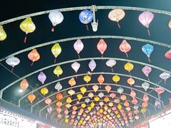 -亚龙湾亚泰商业街