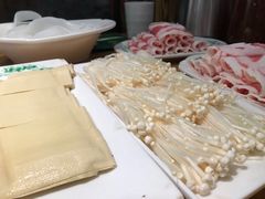 -草原塞蛮羊火锅城(港湾店)