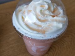 楽岛桃桃冰-瑞幸咖啡(国际珠宝交易中心店)