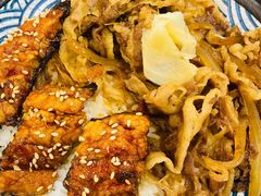 烤鳗鱼牛肉饭定食-红叶日本料理(三八广场店)