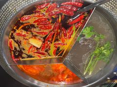 -廖掌柜·重庆鲜货火锅(上海首店)