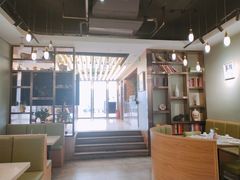-有米猪港式餐厅