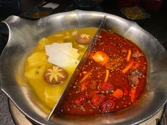 -湊湊火锅·茶憩(打浦桥日月光店)