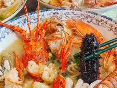 -霆记海鲜·只为这碗面(滨江店)