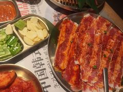 -草家酱蟹炭火烤肉店(珲春南路一店)