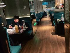 大堂-凤凰湘语·海派湘菜(浦东旗舰店)