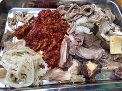 -金鼎雪山牦牛杂火锅(理县总店)