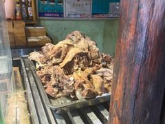 手扒肉-老阿妈乌海蒙餐馆(锦馨园小区店)