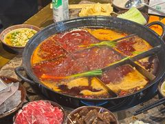 -正南齊北重庆老火锅(光华村直营店)