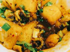 煮凉粉-洞子口张老二凉粉(文殊院店)