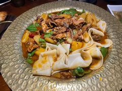 新疆大盘鸡-楼兰新疆主题餐厅(坂田佳华领汇广场店)