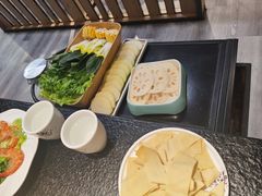 -渝里重庆火锅(航天城店)