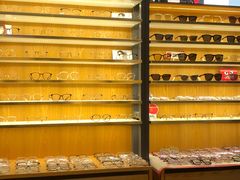 -优医视平价眼镜蔡司依视路折扣工厂店(德胜门店)