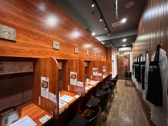 -独食火锅·半米屋台(直营总店)