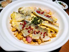 红胡椒啫黄鱼-大树餐厅(益田假日店)