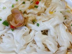 干葱头鹅油捞沙河粉-鹅公村·国家非遗传承(荔湾店)