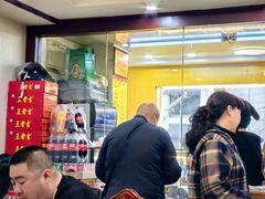 -余杨鸭鸭餐厅