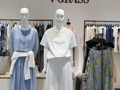 -王府井奥莱临潼小镇(临潼店)