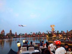 -网红落日悬崖餐厅 The Sky Gallery