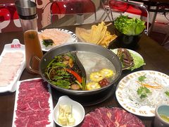 -居石捞·潮汕卤水火锅(南国明珠店)